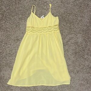 Cute bright yellow dress from Tilly’s and is size small in women’s